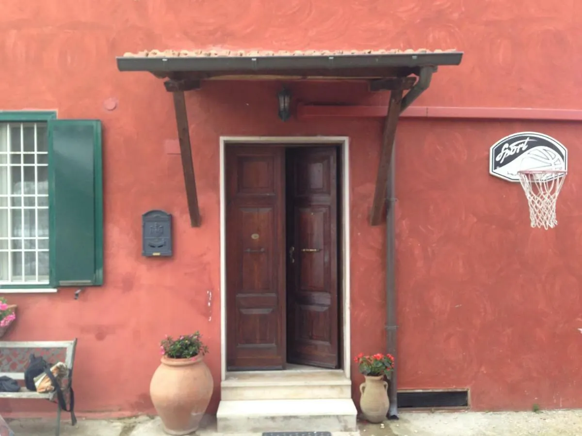 Appia Park Apartament 10 Min Dal Colosseo Rome Apartment
